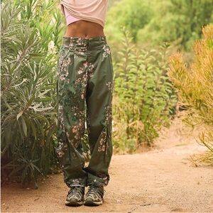 Free People movement Mesmerize me cargo pants